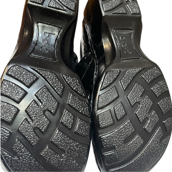 B.O.C. Born Concepts Black Faux Alligator Womens Clogs SZ 8.5 40 EU - Picture 5 of 12